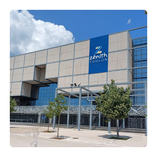 Façade du Zénith de Toulon, salle de spectacles en Provence-Alpes-Côte d'Azur.